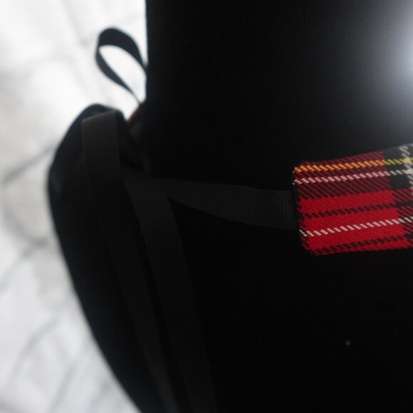 Detachable Red Tartan collar necklace with ribbon closure - Picture 4 of 7